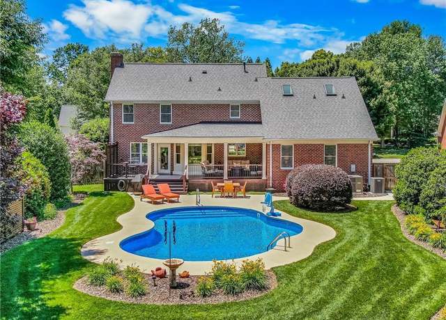 Property at 3928 Brandywine St, High Point, NC 27265, 4 beds, 2.5 baths