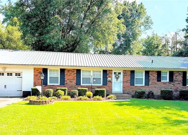 Property at 5121 Beulah Ln, Kernersville, NC 27284, 3 beds, 2 baths