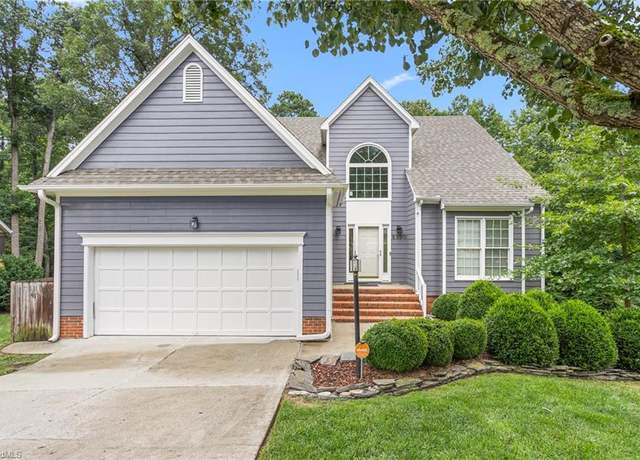 Property at 5200 Autumn Woods Dr, Greensboro, NC 27407, 4 beds, 3.5 baths