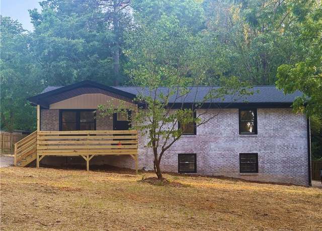 Property at 7003 Windcreek Ct, Archdale, NC 27263, 3 beds, 2 baths
