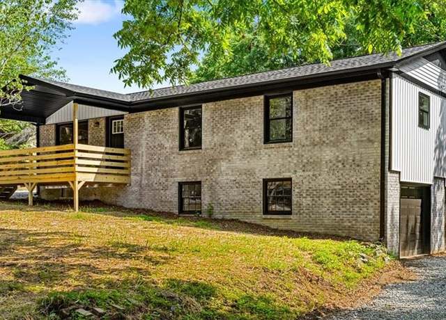 Property at 7003 Windcreek Ct, Archdale, NC 27263, 3 beds, 2 baths