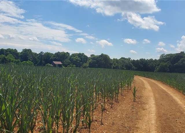 Property at 429 Harbour Ln, Dobson, NC 27017