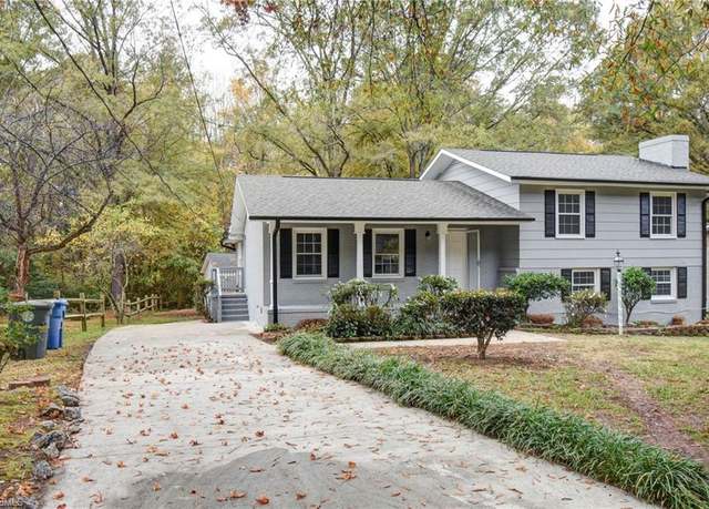 Property at 1638 Colonial Dr, Salisbury, NC 28144, 4 beds, 2 baths