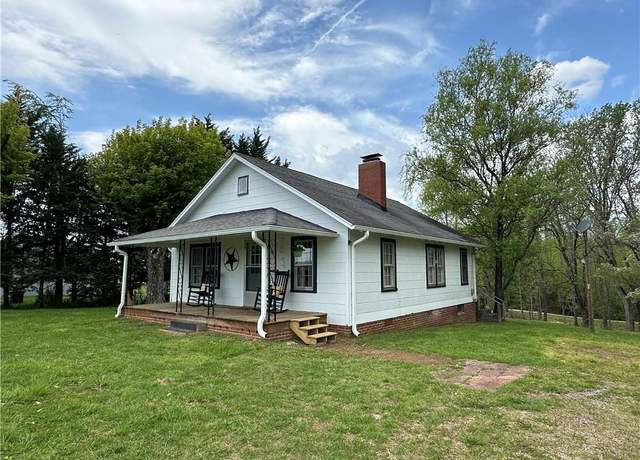 Property at 383 Murray Rd, Elkin, NC 28621, 2 beds, 1 bath