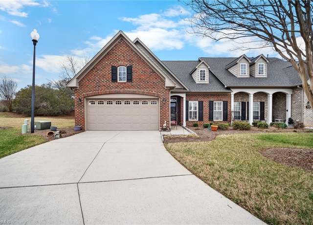 Property at 1104 Pelican Ln, Clemmons, NC 27012, 3 beds, 2 baths