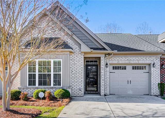 Property at 128 Warrington Ct, Winston-salem, NC 27127, 2 beds, 2 baths