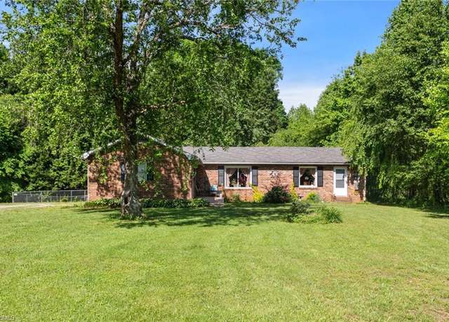 Property at 2617 Flint Hill Rd, East Bend, NC 27018, 3 beds, 1.5 baths