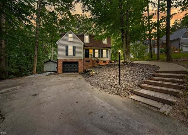 Property at 2535 Wedge Pl, Asheboro, NC 27205, 3 beds, 2.5 baths