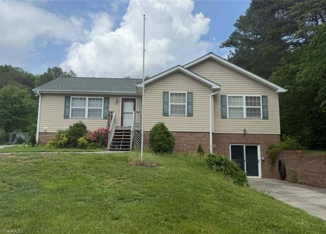 Property at 187 James Rd, Clemmons, NC 27012, 3 beds, 2 baths