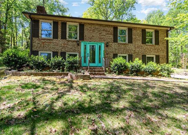 Property at 3990 Logan Ln, Winston-salem, NC 27105, 3 beds, 2.5 baths