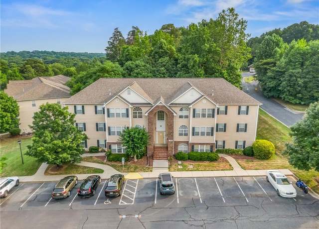 Property at 2033 Salem Bluff Dr, Winston-salem, NC 27127, 2 beds, 2 baths