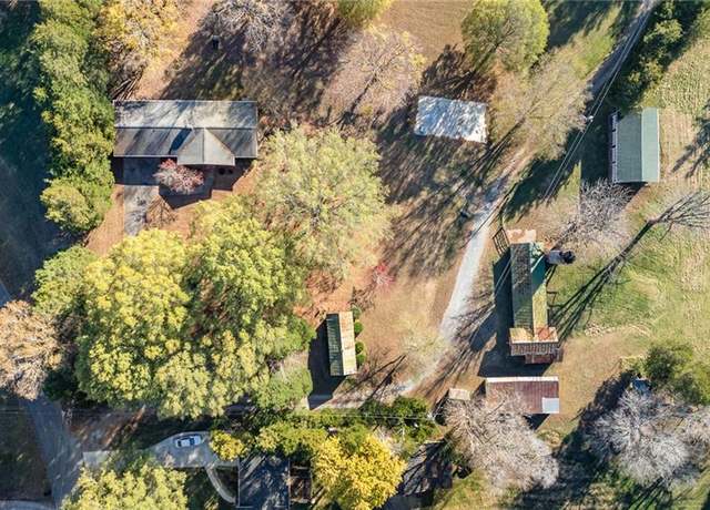 Property at 356 Candlewood Dr, Winston-salem, NC 27127, 5 beds, 5 baths