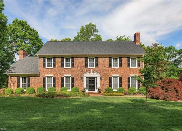 Property at 5001 Edinborough Rd, Greensboro, NC 27406, 4 beds, 2.5 baths