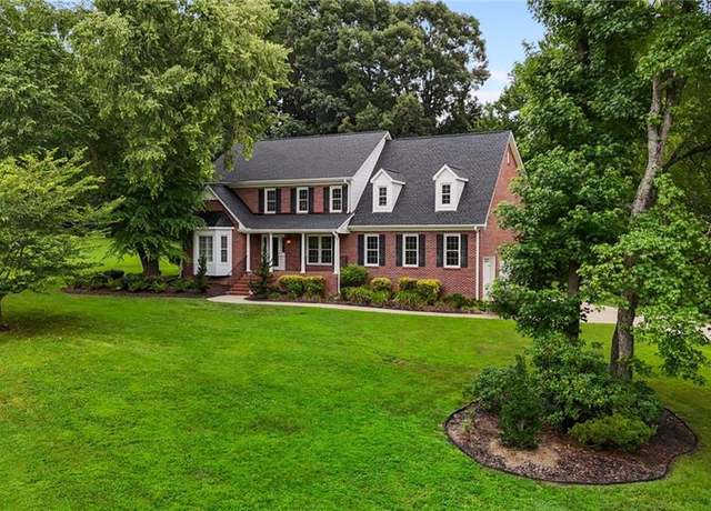 Property at 4608 Eden Bridge Dr, Kernersville, NC 27284, 3 beds, 2.5 baths