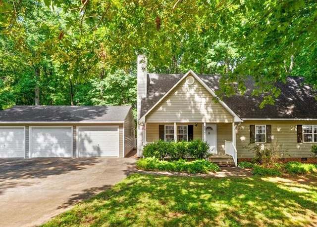 Property at 6827 Taylor Woods Ln, Pleasant Garden, NC 27313, 4 beds, 3 baths