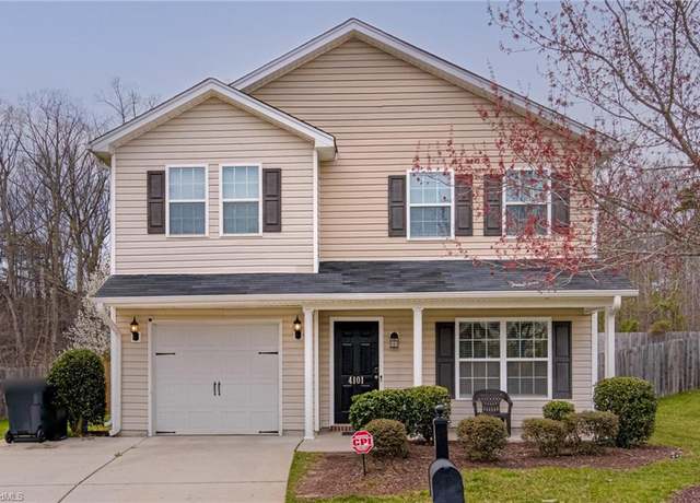 Property at 4101 Country Pine Ln, Greensboro, NC 27405, 3 beds, 2.5 baths