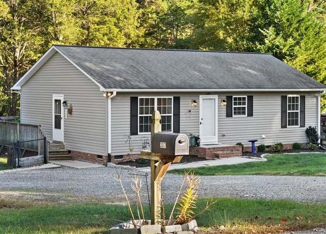 Property at 307 Cedar Dr, Winston-salem, NC 27107, 2 beds, 2 baths
