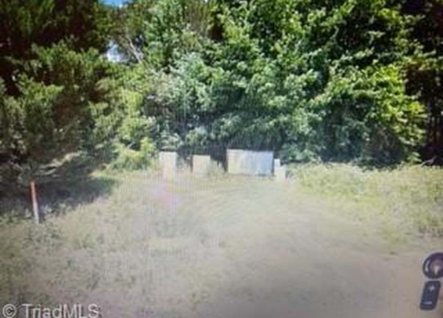 Property at 537 Old Hollow Rd, Winston-salem, NC 27107
