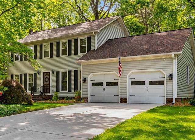 Property at 5215 Nantucket Rd, Greensboro, NC 27455, 3 beds, 2.5 baths
