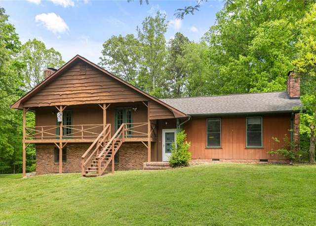 Property at 203 Millbrook Ln, Walnut Cove, NC 27052, 3 beds, 2.5 baths
