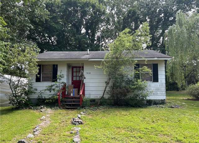 Property at 5838 Hedgecock Rd, Kernersville, NC 27284, 2 beds, 1 bath
