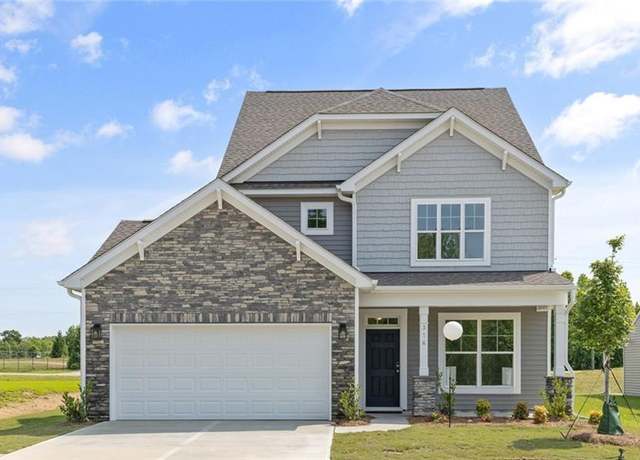 Property at 316 Blooming Maple Dr, Kernersville, NC 27284, 4 beds, 3.5 baths
