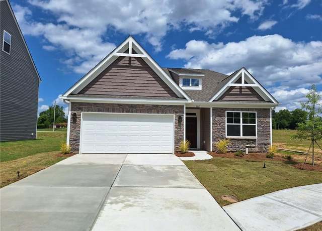 Property at 322 Blooming Maple Dr, Kernersville, NC 27284, 3 beds, 2 baths