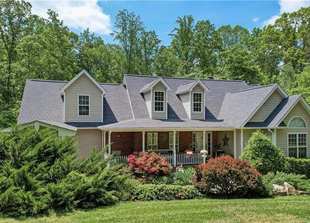 Property at 1804 Townsend Forest Ln, Browns Summit, NC 27214, 3 beds, 2 baths