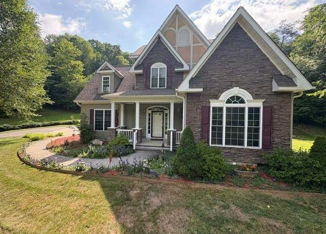 Property at 3186 Silas Creek Rd, Lansing, NC 28643, 3 beds, 2.5 baths