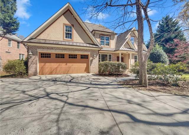 Property at 1100 Double Oaks Rd, Greensboro, NC 27410, 4 beds, 3.5 baths