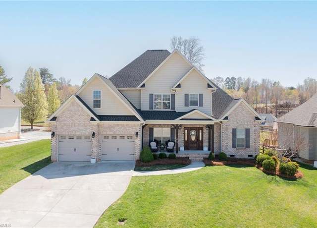 Property at 5067 Peppertree Rd, Clemmons, NC 27012, 4 beds, 3.5 baths