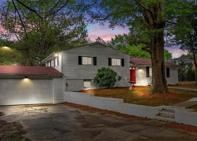 Property at 2841 White Meadow Ln, Winston-salem, NC 27107, 3 beds, 2 baths