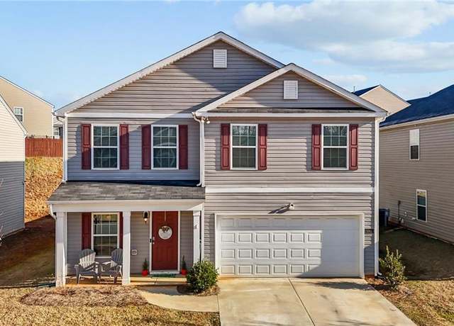 Property at 5005 Black Forest Dr, Greensboro, NC 27405, 3 beds, 2.5 baths