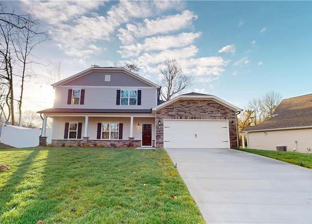 Property at 3051 Loch Dr, Winston-salem, NC 27106, 4 beds, 2.5 baths