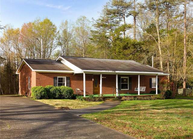 Property at 1901 Eller Rd, Lexington, NC 27295, 2 beds, 2 baths
