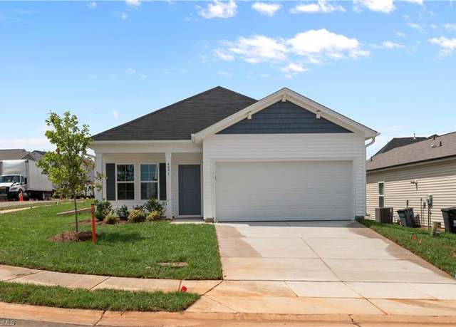 Property at 4891 Merganser Way, Kernersville, NC 27284, 3 beds, 2 baths