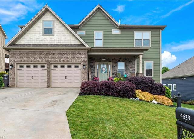 Property at 4629 Fairway Run Dr, Pfafftown, NC 27040, 4 beds, 3 baths