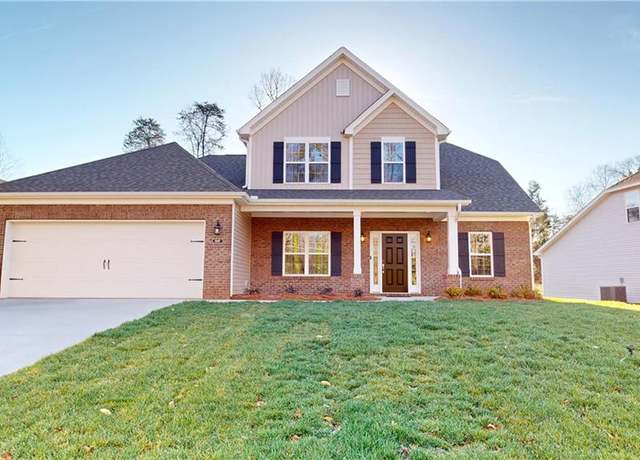 Property at 3047 Loch Dr, Winston-salem, NC 27106, 4 beds, 2.5 baths