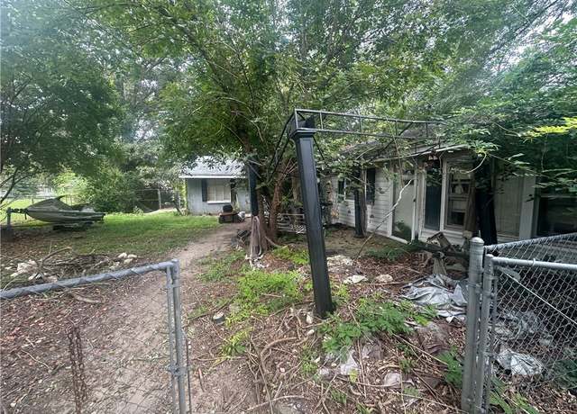 Property at 4314 Vickrey Chapel Rd, Jamestown, NC 27282, 4 beds, 2 baths