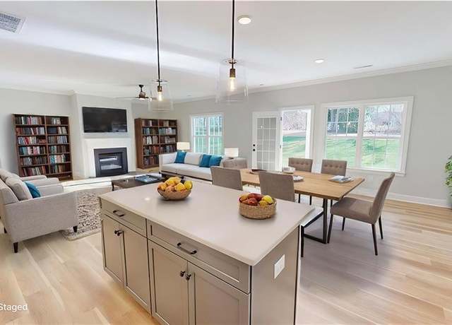 Property at 3043 Loch Dr, Winston-salem, NC 27106, 4 beds, 3 baths