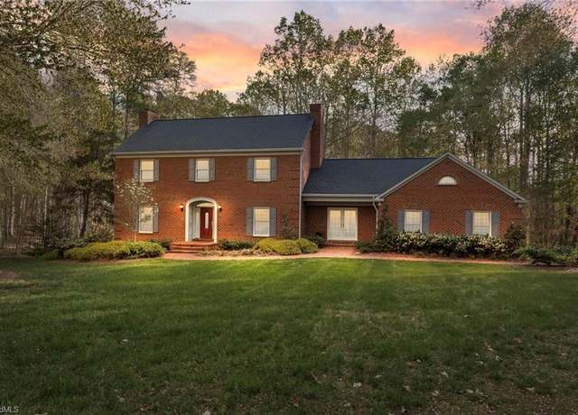 Property at 2804 Fleming Rd, Greensboro, NC 27410, 4 beds, 2.5 baths