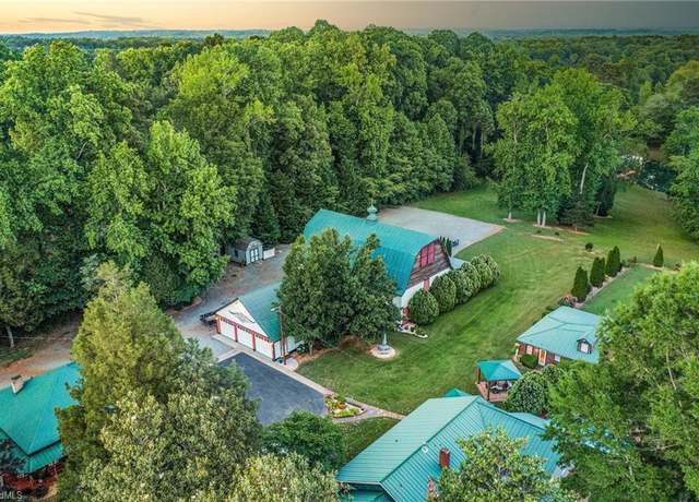 Property at 156 March Manor Dr, Lexington, NC 27295, 3 beds, 2 baths