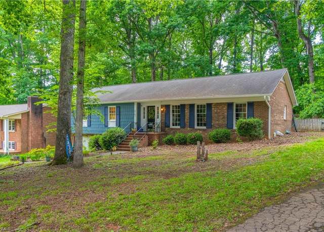 Property at 2151 Foxhunter Ct, Winston-salem, NC 27106, 3 beds, 2 baths