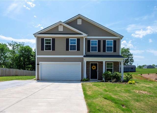 Property at 284 Lily's Pl, Lexington, NC 27292, 3 beds, 2.5 baths