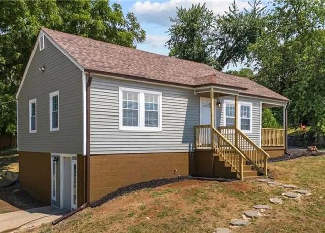 Property at 325 Gregory St, Winston-salem, NC 27101, 2 beds, 1 bath