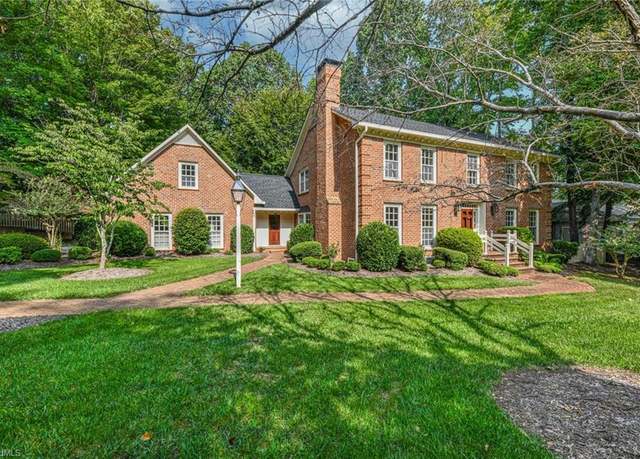 Property at 5 Kenbridge Ct, Greensboro, NC 27410, 4 beds, 4.5 baths