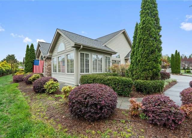 Property at 4278 Plantation Ridge Ln, Greensboro, NC 27409, 2 beds, 2 baths