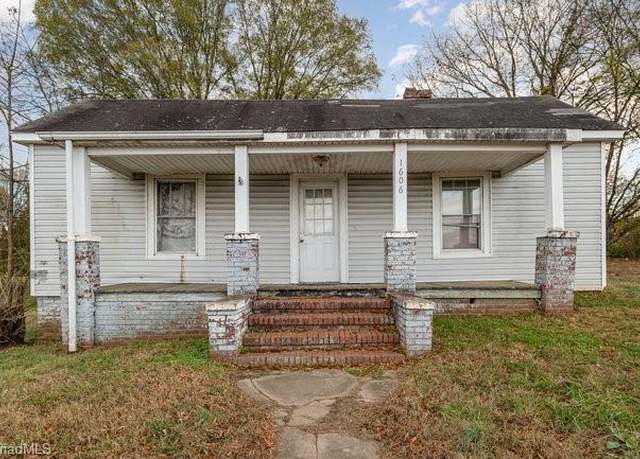Property at 1606 Mill Ave, Eden, NC 27288, 3 beds, 2 baths