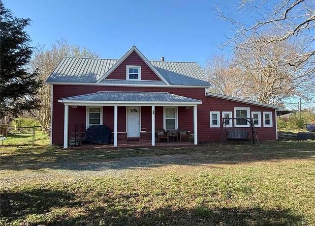 Property at 4149 Happy Hollow Rd, Asheboro, NC 27205, 3 beds, 2.5 baths