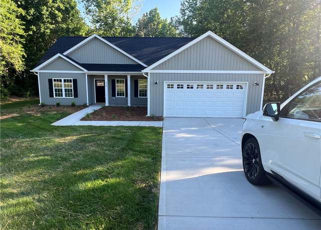 Property at 606 W Lee Ave, Yadkinville, NC 27055, 3 beds, 2 baths